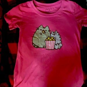 Pusheen small t shirt